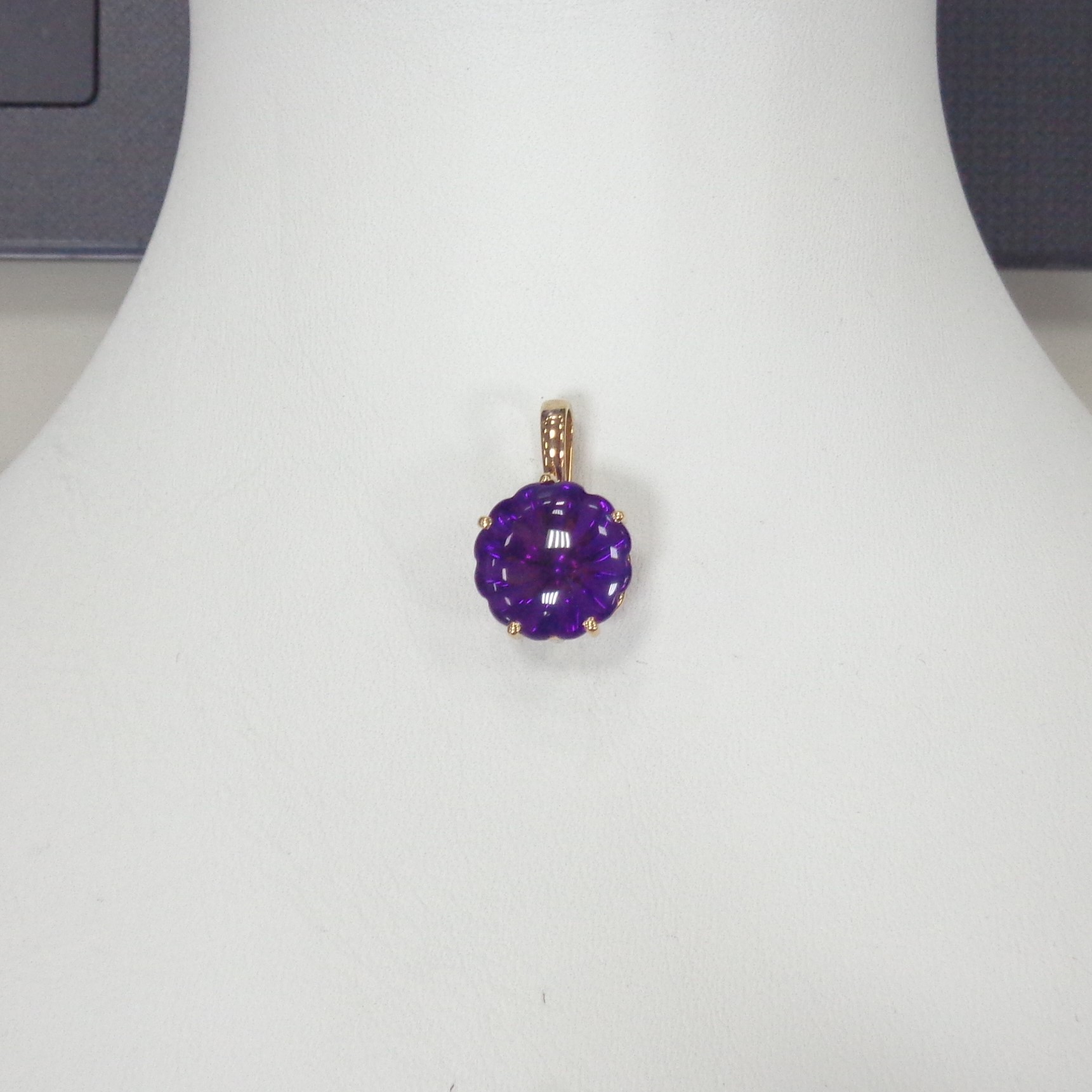 Серебряная подвеска с аметистом